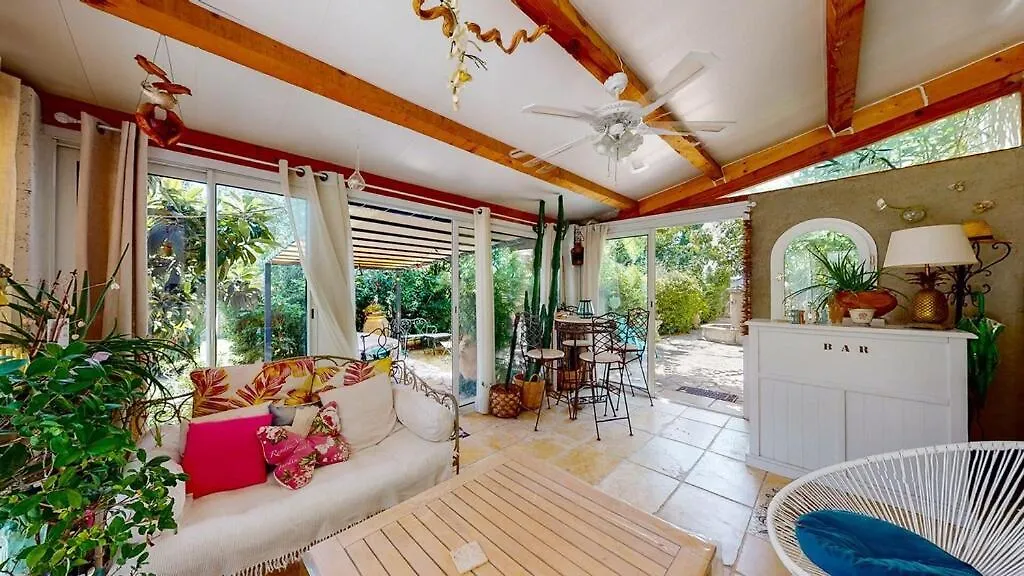 Magnifique Villa La Feniere En Provence Aubagne 0*,  France